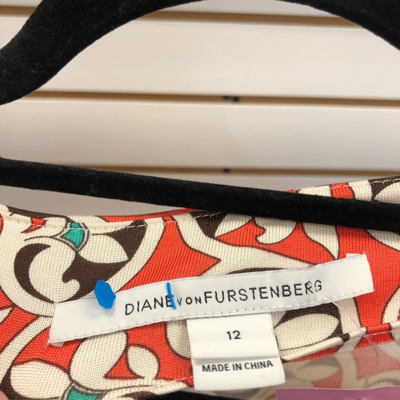 DVF Wrap Tie Dress - Picture 10 of 11